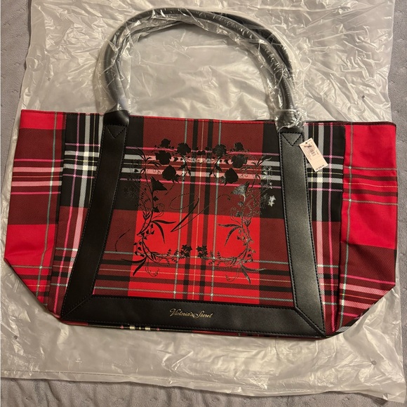 Victoria's Secret Handbags - Victoria's Secret Plaid Tote NWT